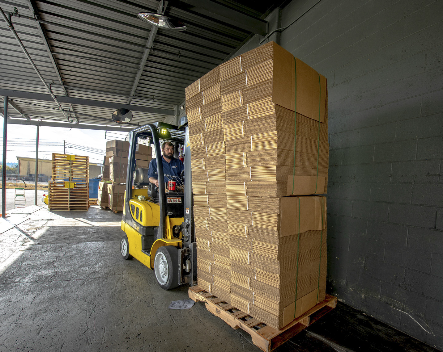 Fork Lift Chattanooga, Tn | Dan Reynolds Photography